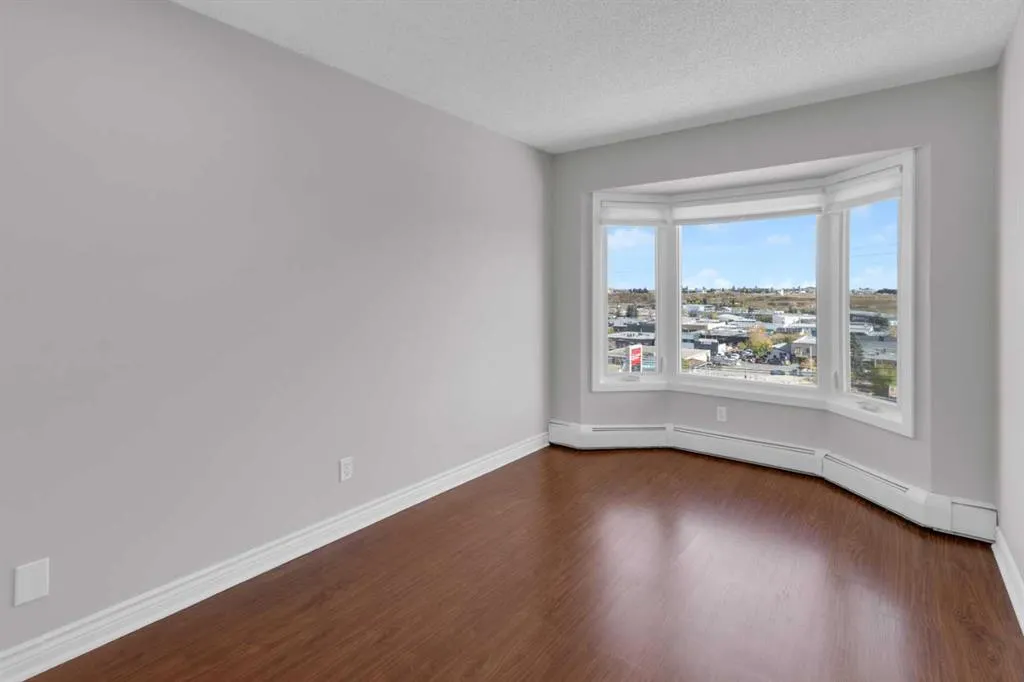 3606 Erlton Court SW, #204