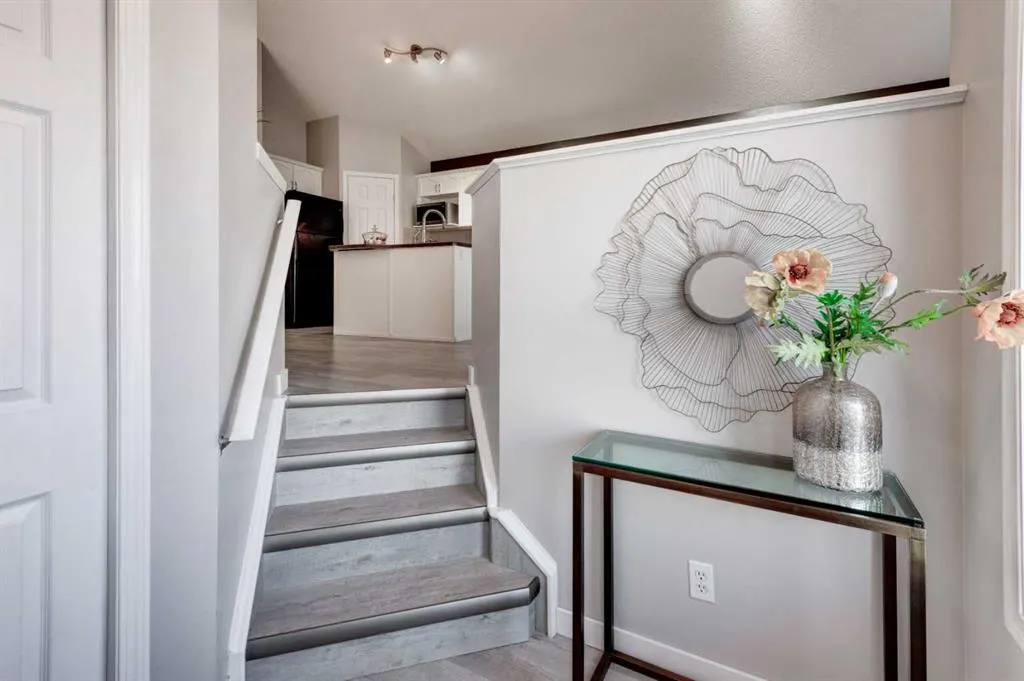 64 cimarron grove Close