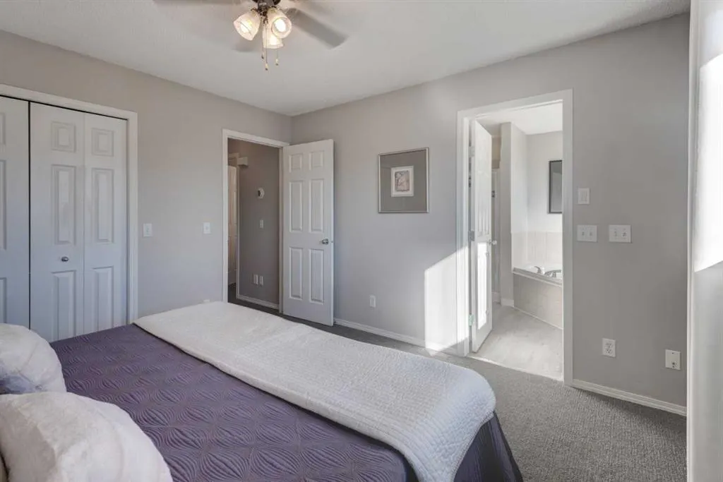 64 cimarron grove Close
