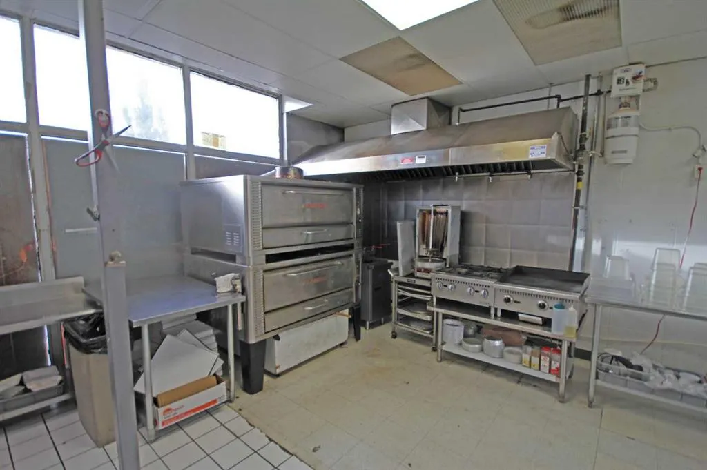 5004 46 Street, #1