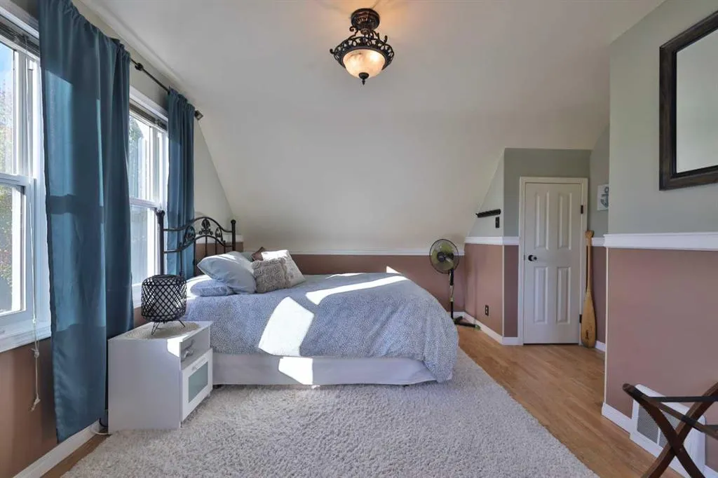 14 Sunnyside Drive