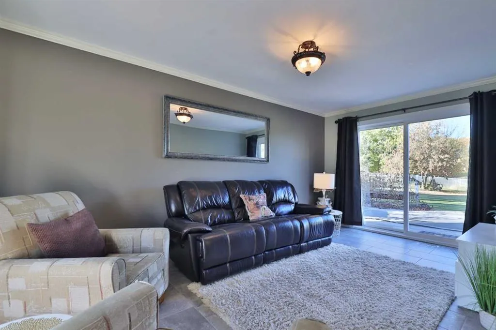 14 Sunnyside Drive