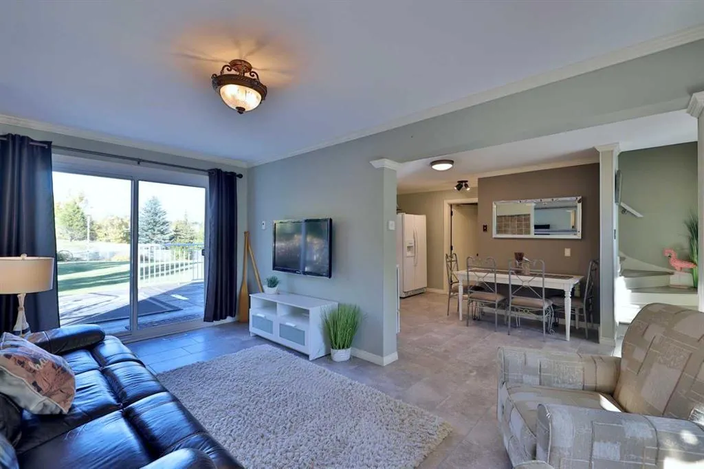 14 Sunnyside Drive