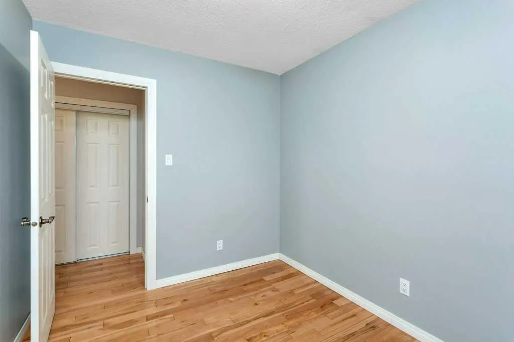 7 Nellis Avenue