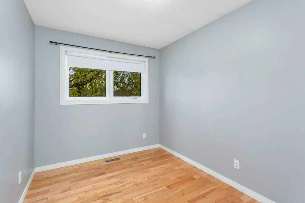 7 Nellis Avenue