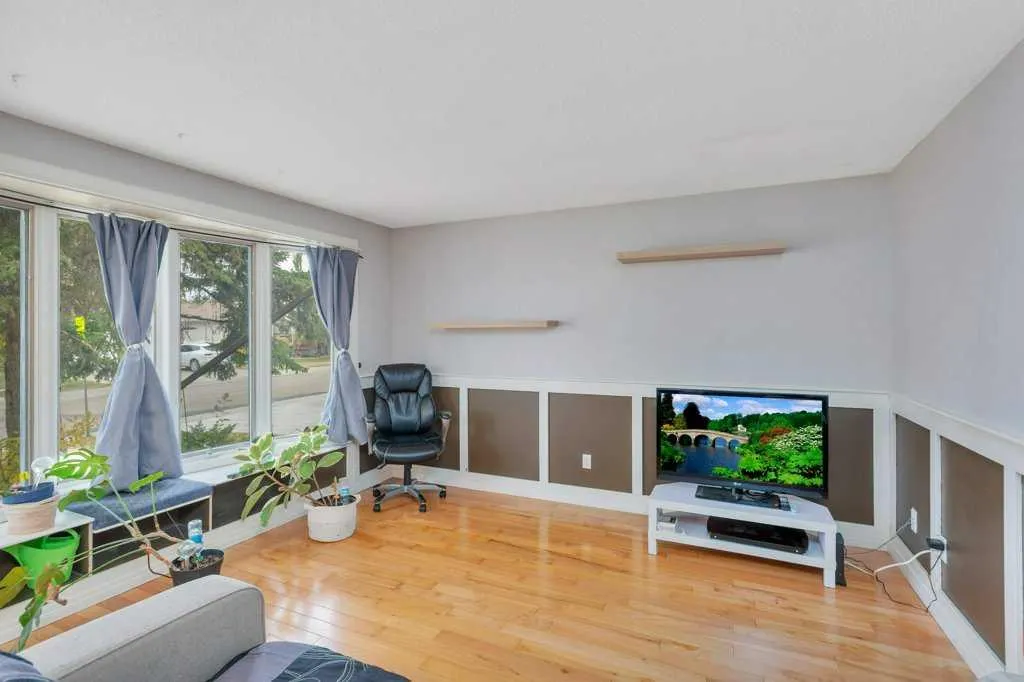 7 Nellis Avenue