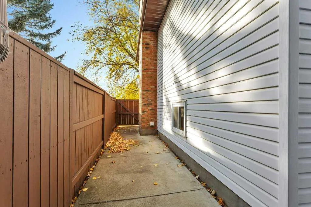 7 Nellis Avenue