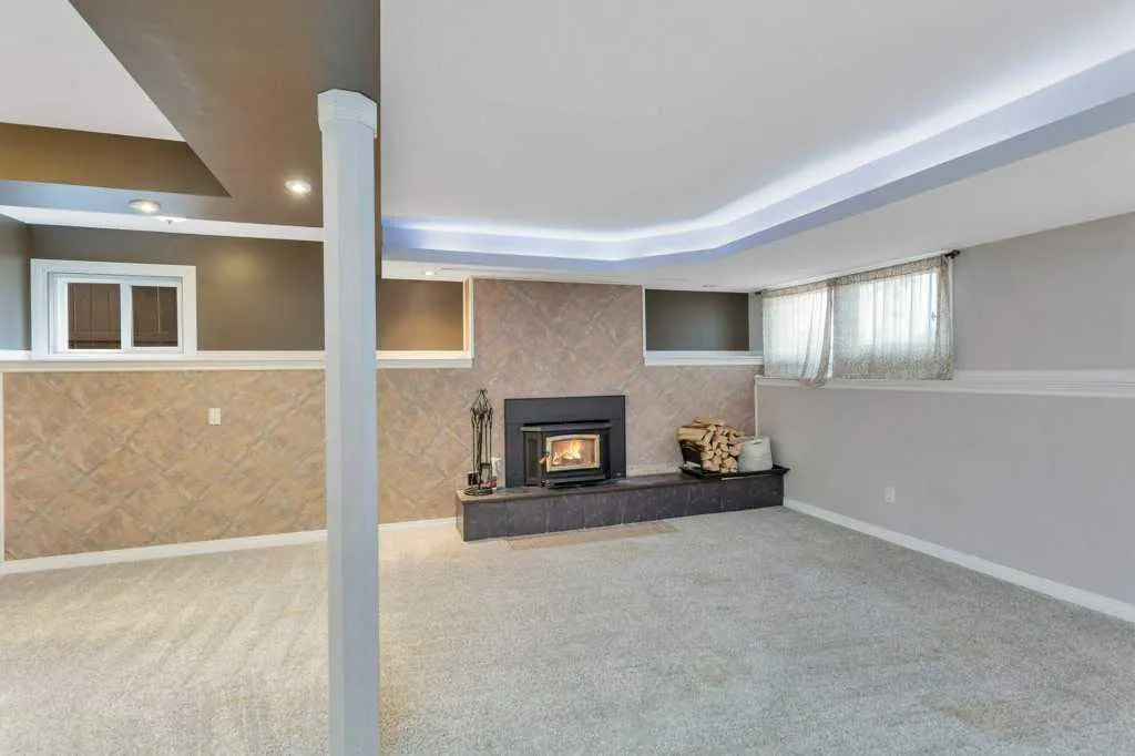 7 Nellis Avenue