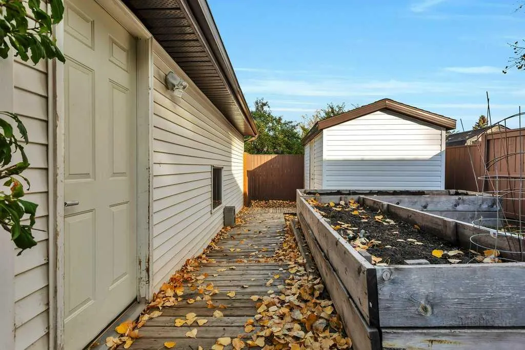 7 Nellis Avenue