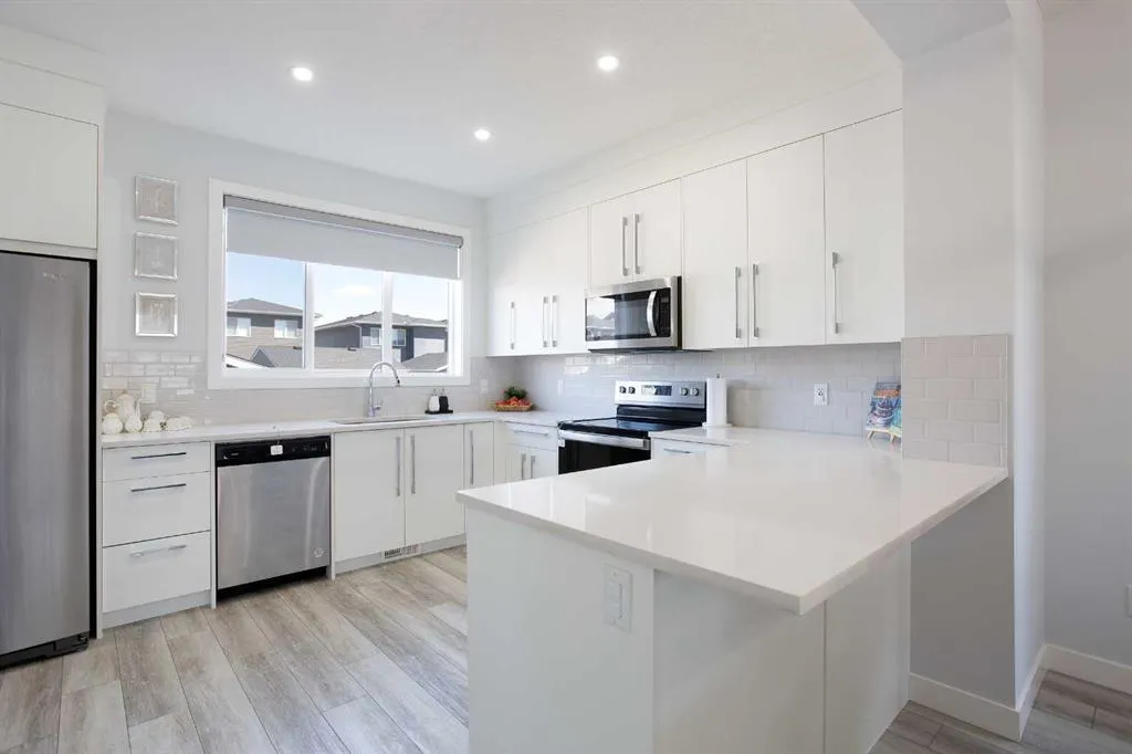 340 Chelsea Passage