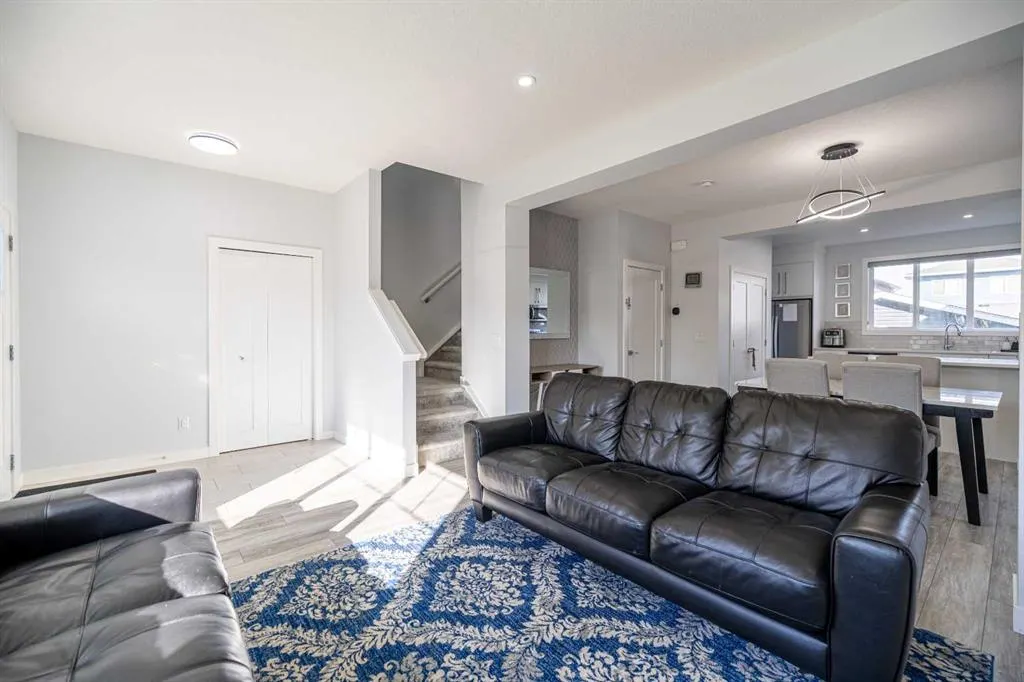 340 Chelsea Passage