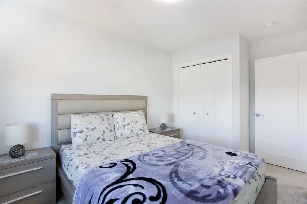 340 Chelsea Passage