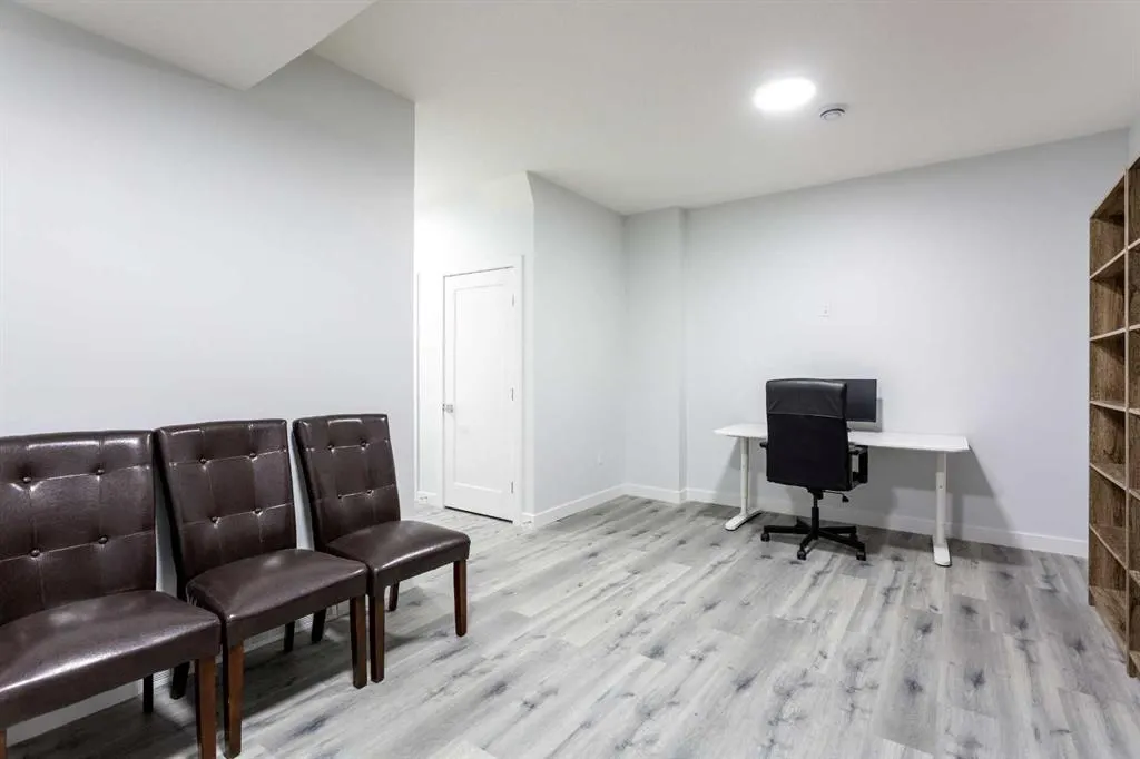 340 Chelsea Passage