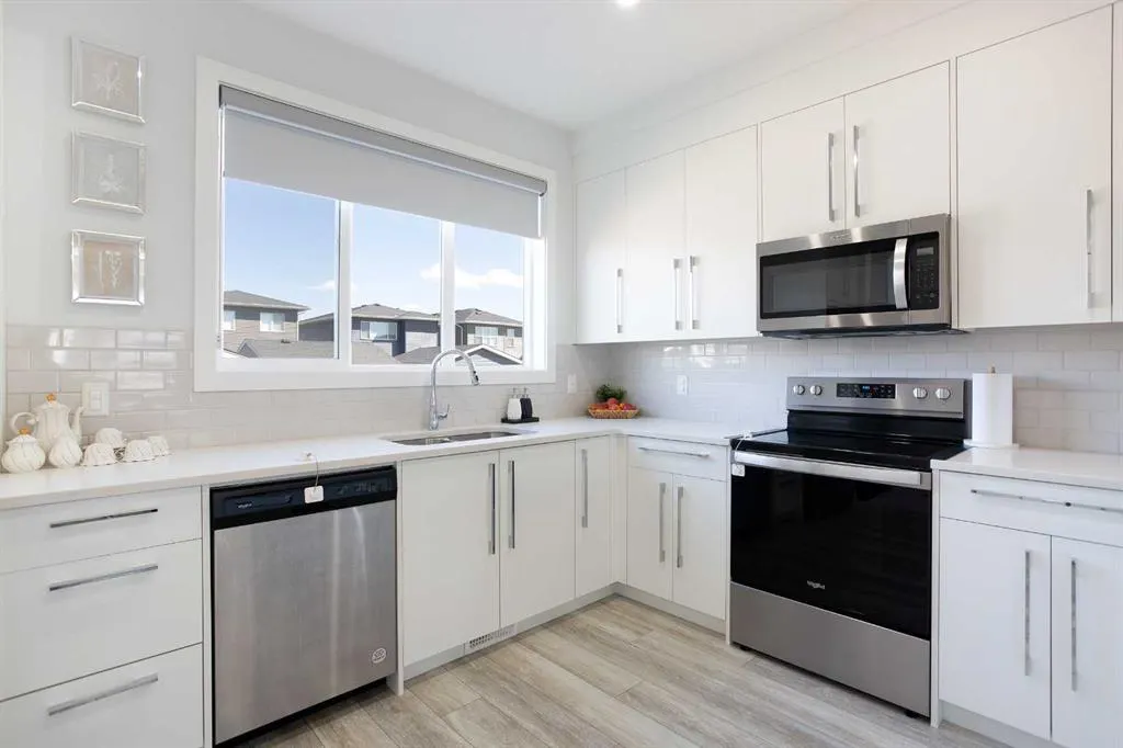 340 Chelsea Passage