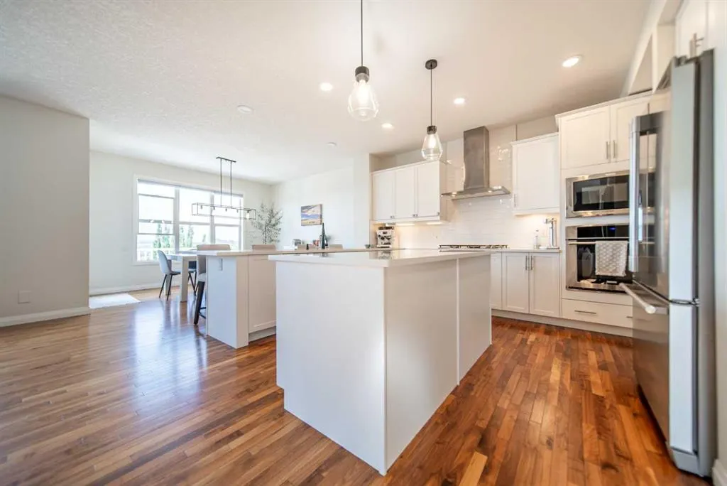 27 Sunset Park