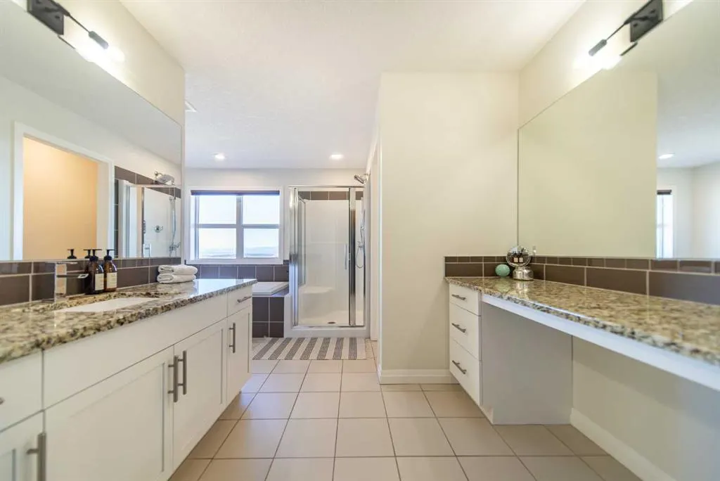 27 Sunset Park