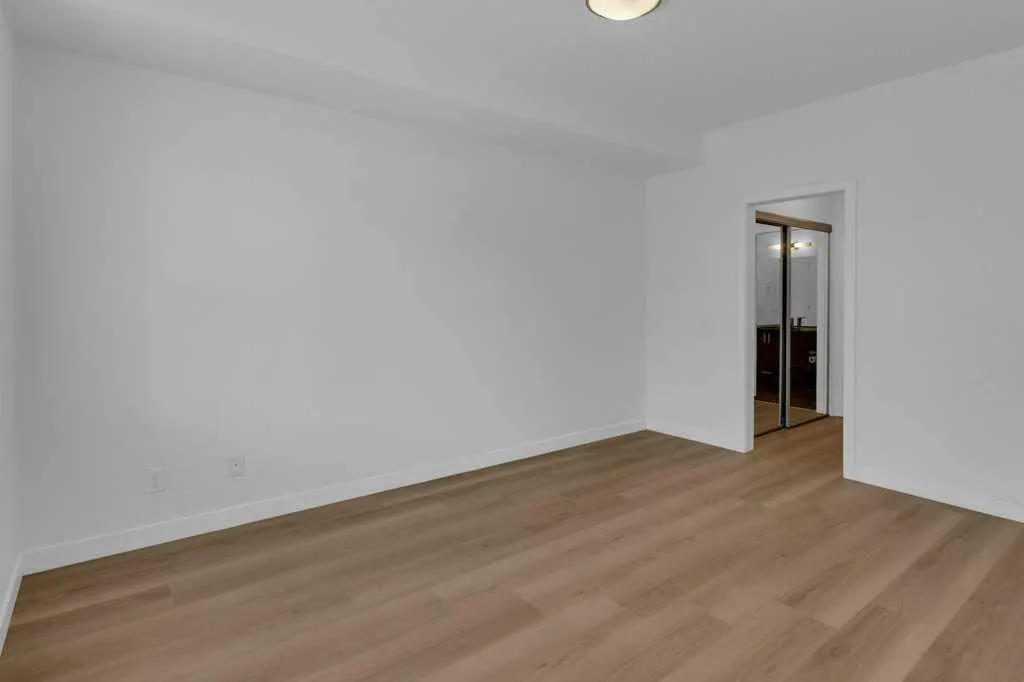 4303 1 Street NE, #425