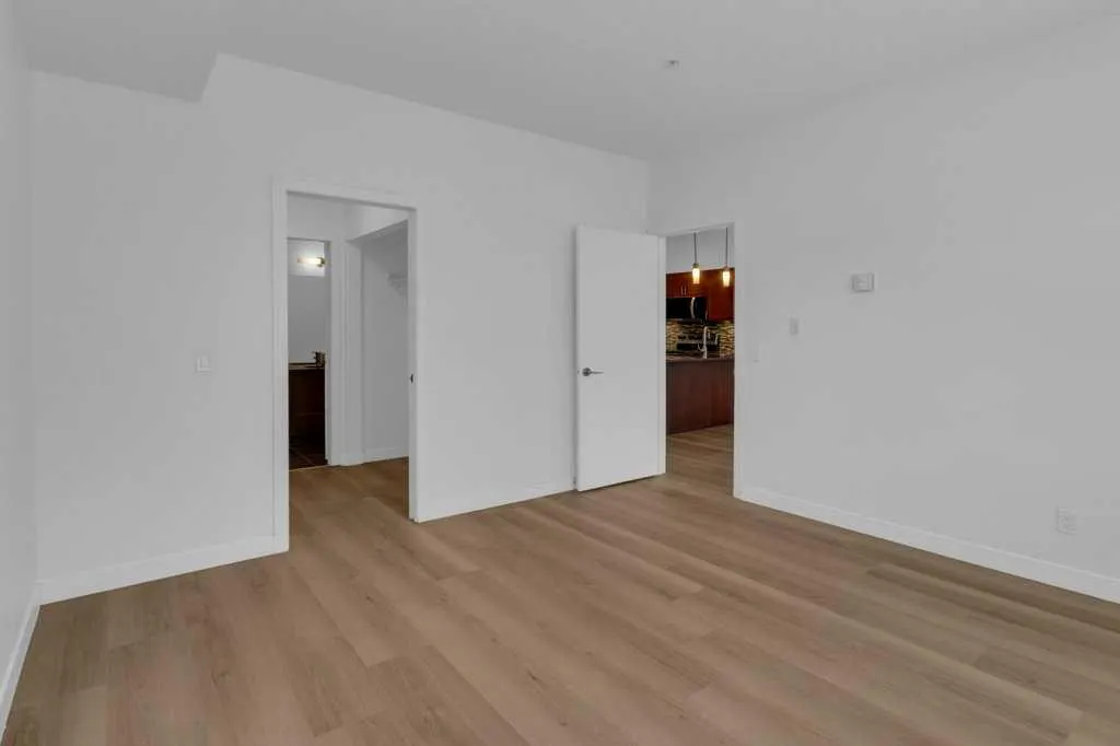 4303 1 Street NE, #425