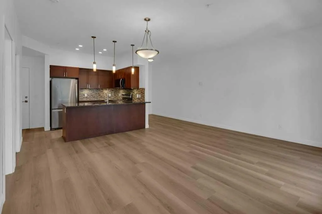 4303 1 Street NE, #425