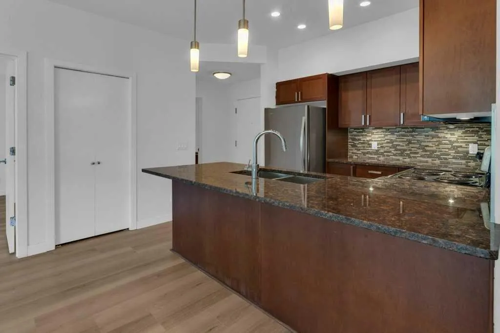 4303 1 Street NE, #425