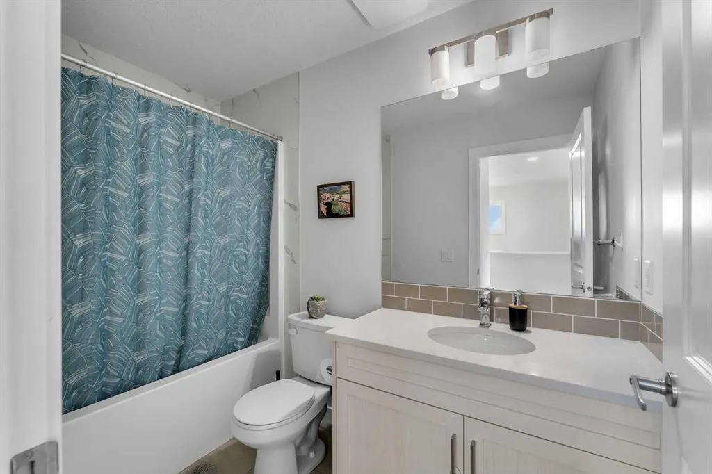 17 Veranda Boulevard SW