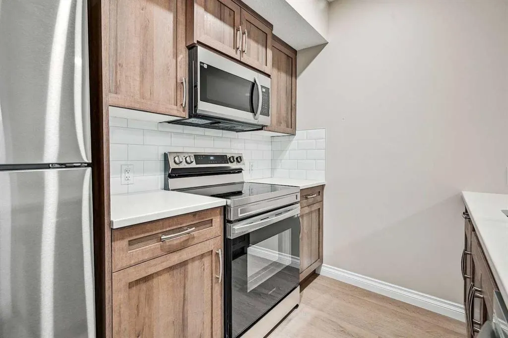 17 Veranda Boulevard SW