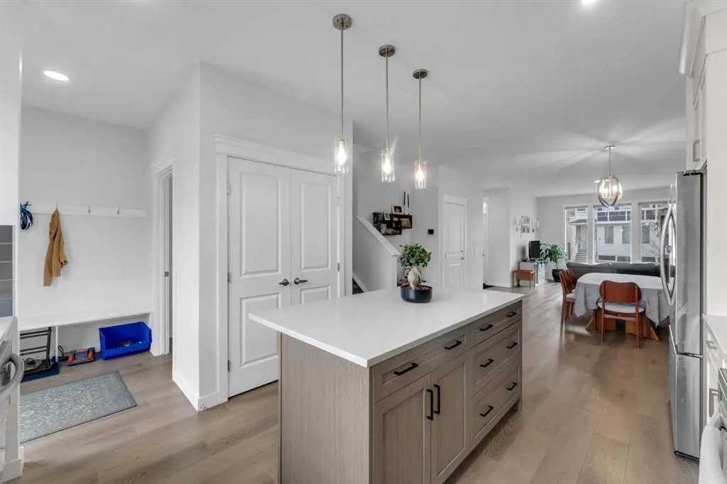 17 Veranda Boulevard SW