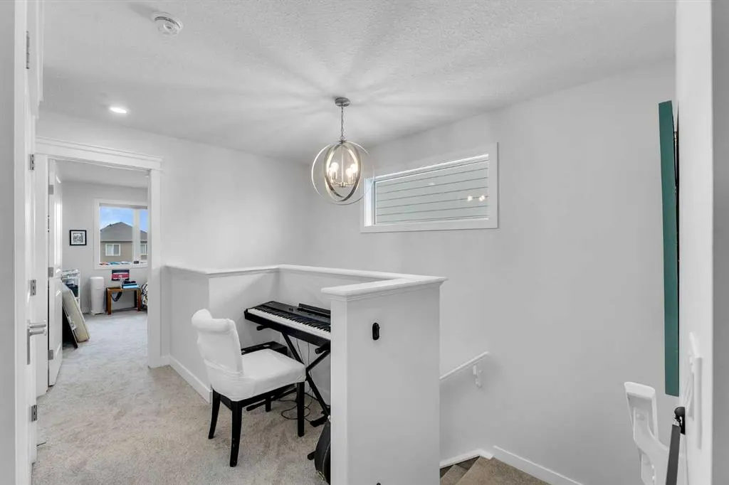17 Veranda Boulevard SW