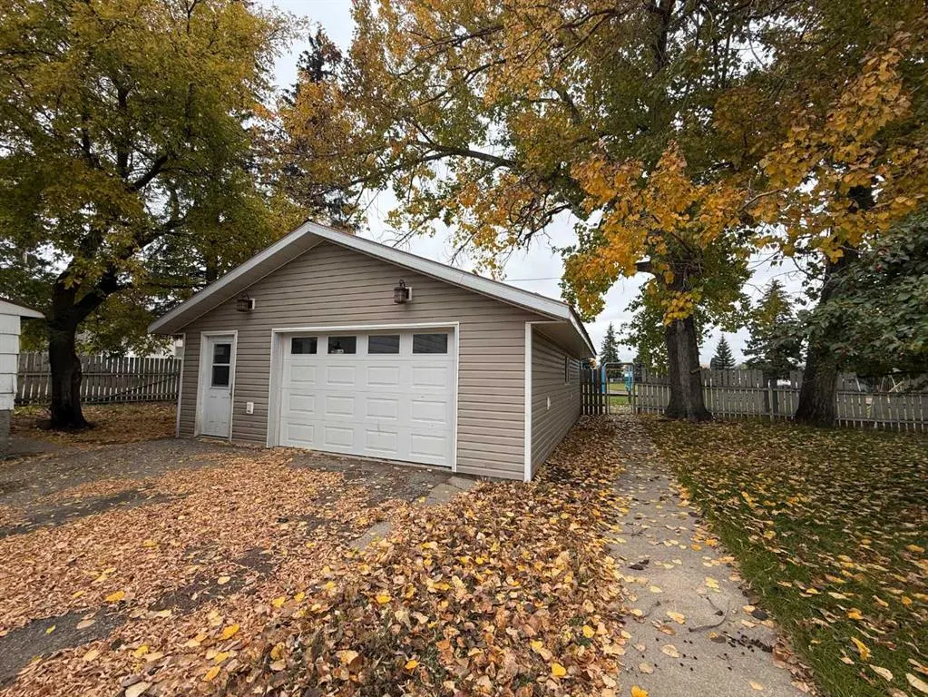 4616 55 ave