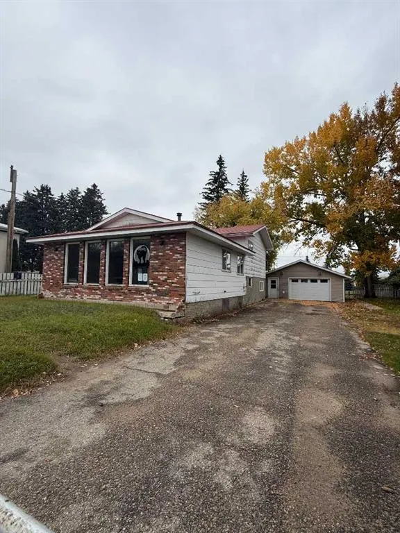 4616 55 ave