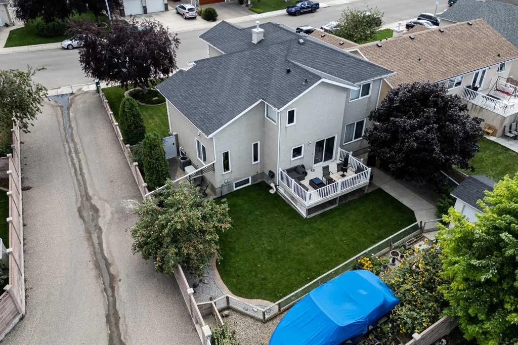136 Cougar Road N