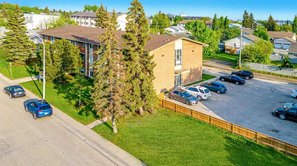 10105 107 Avenue, #103