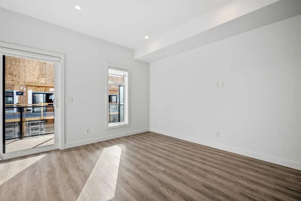 8235 8 Avenue SW, #116