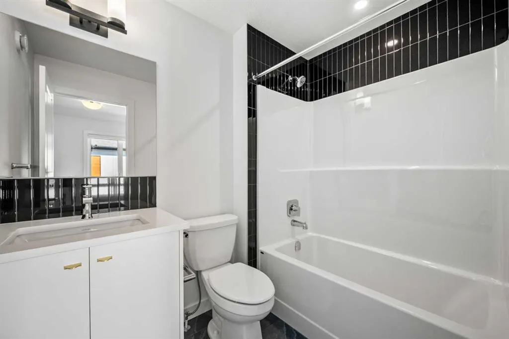 8235 8 Avenue SW, #116