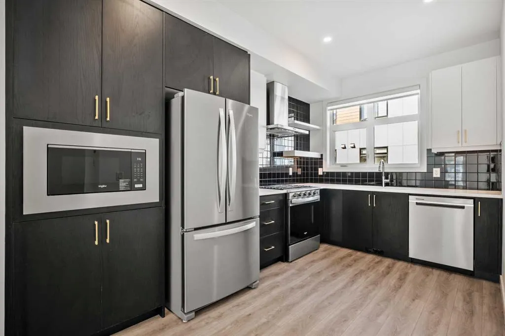 8235 8 Avenue SW, #116