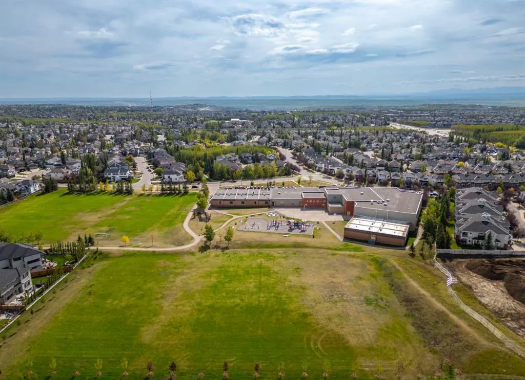 8235 8 Avenue SW, #116