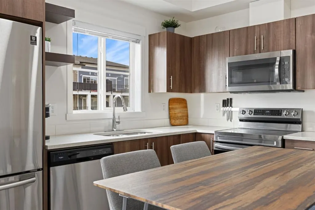 215 Legacy Boulevard SE, #3308