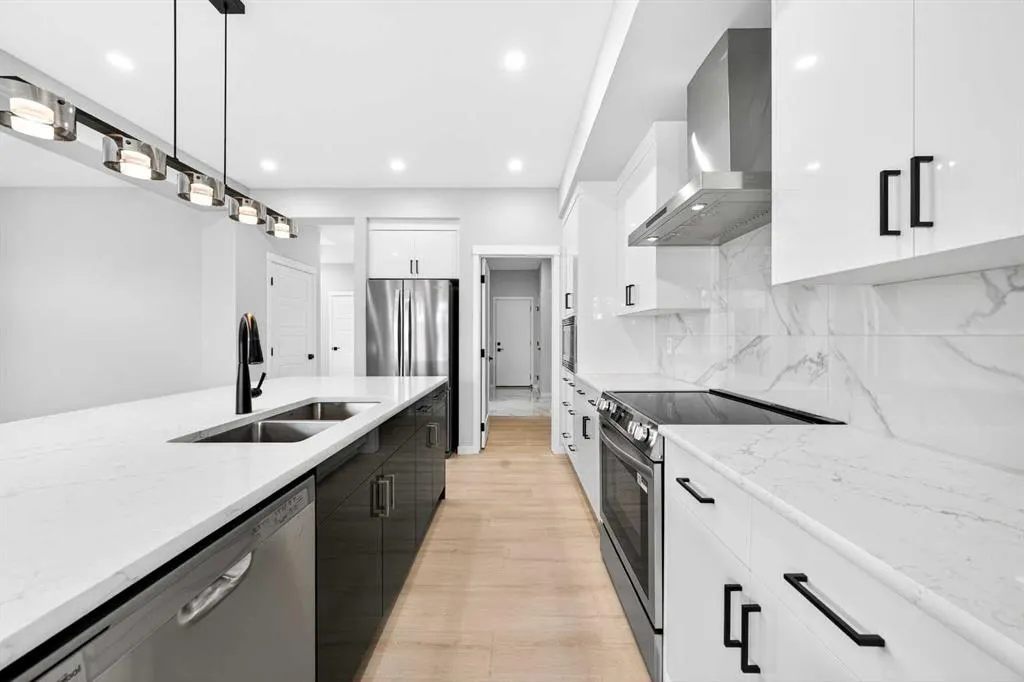 227 Lucas Gardens NW