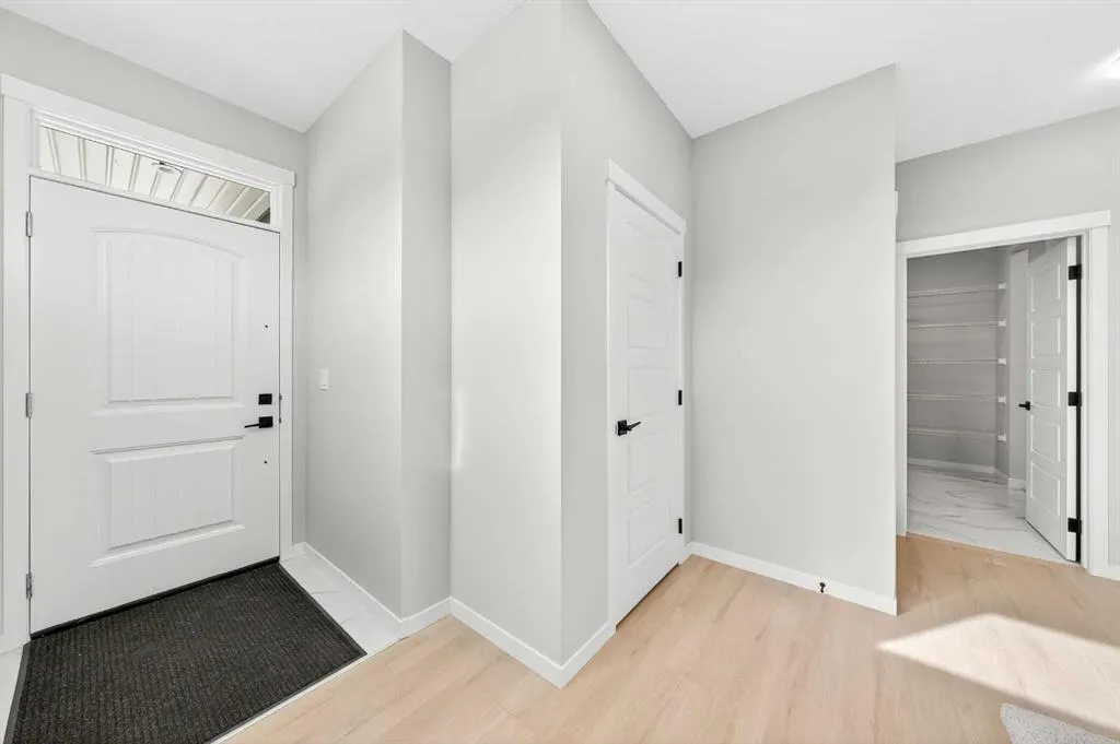 227 Lucas Gardens NW
