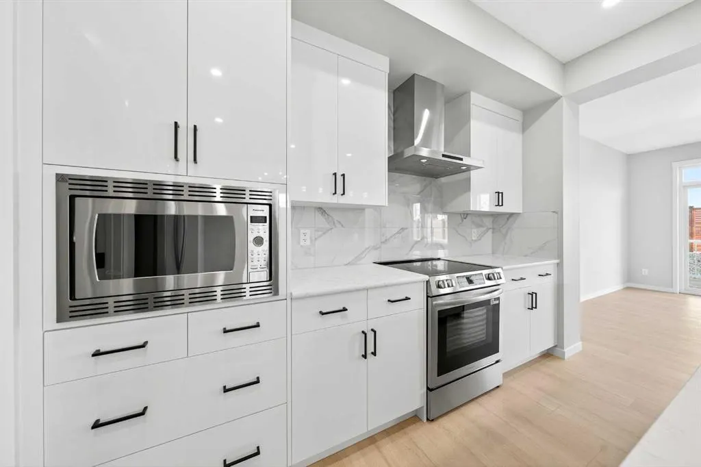 227 Lucas Gardens NW