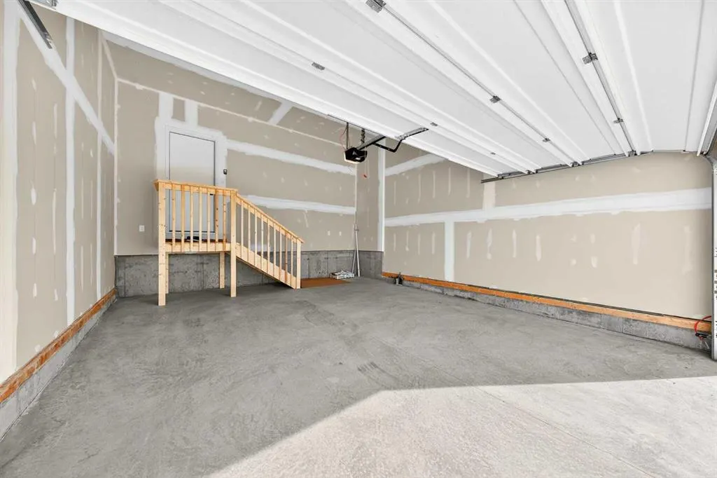 227 Lucas Gardens NW
