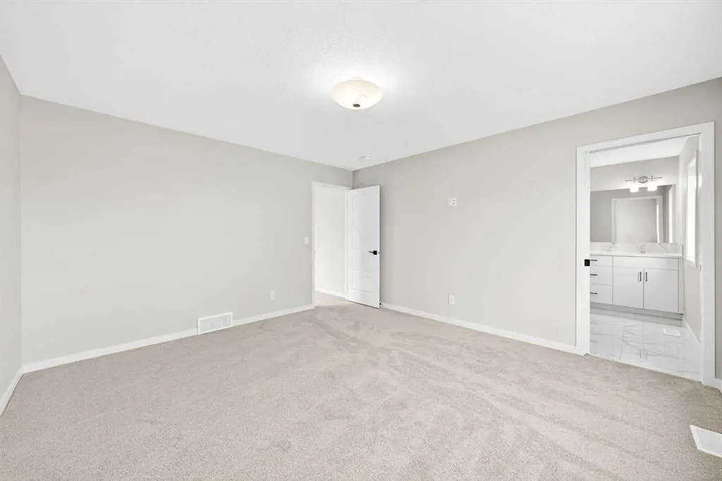 227 Lucas Gardens NW