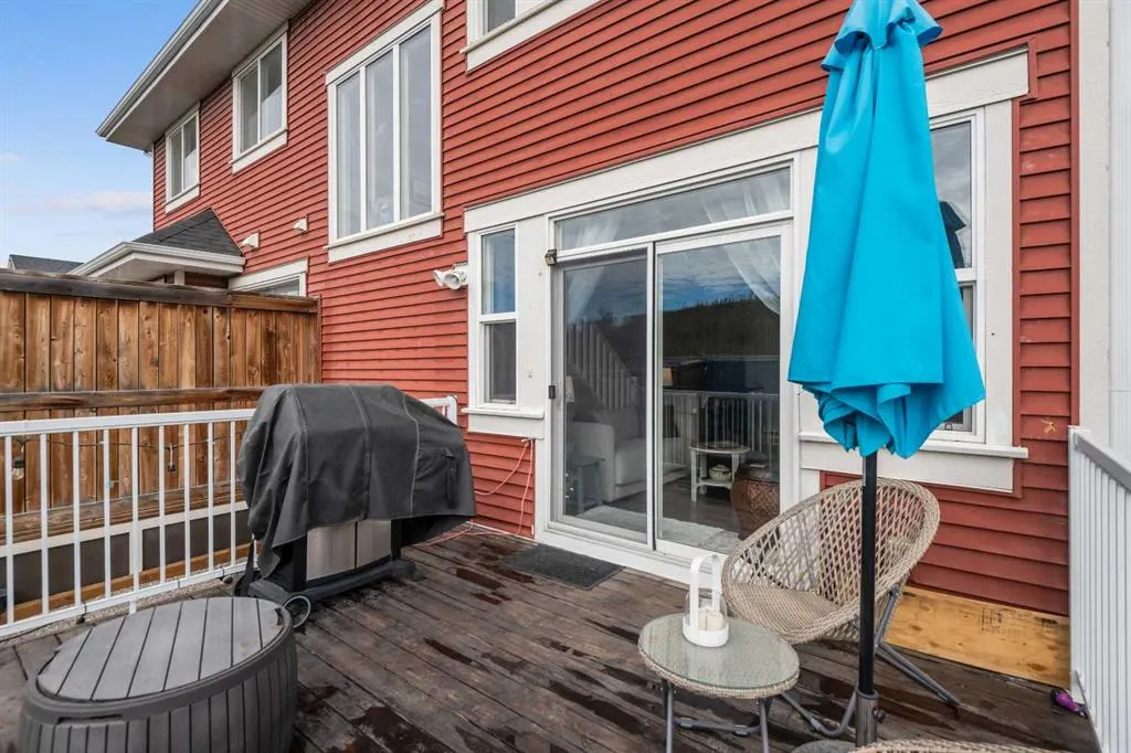 390 River Heights Crescent