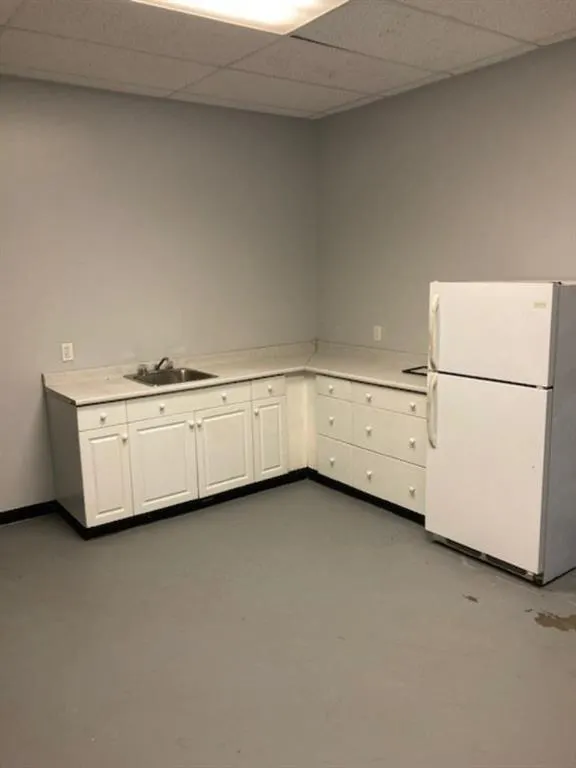 10602 79 Avenue, #Bay #6 & 7