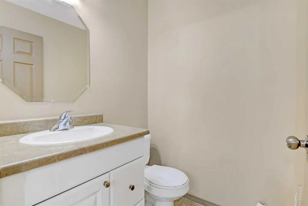 10016 103 Avenue, #1