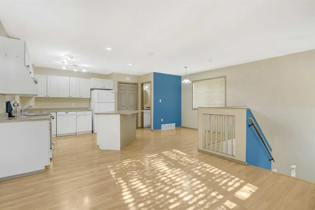 10016 103 Avenue, #1
