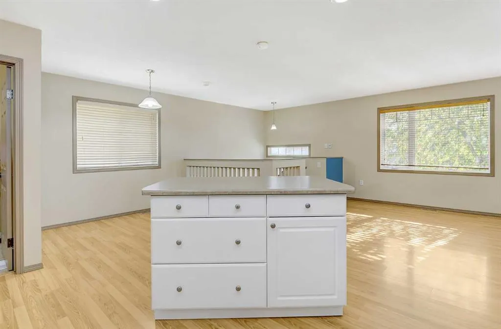 10016 103 Avenue, #1