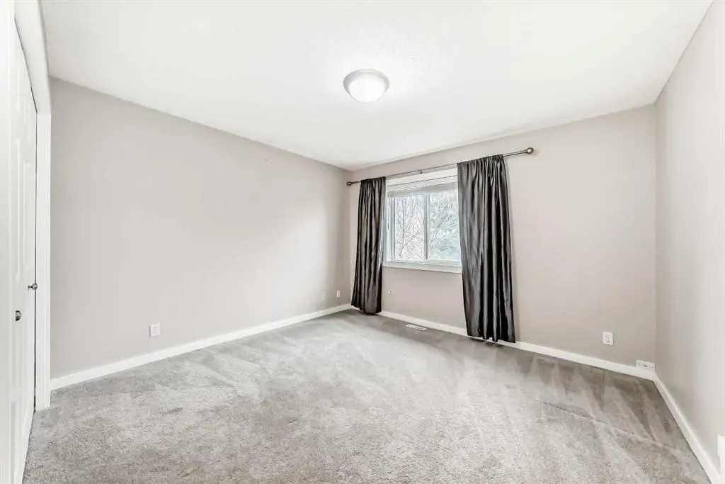 82 Sierra Morena Green SW