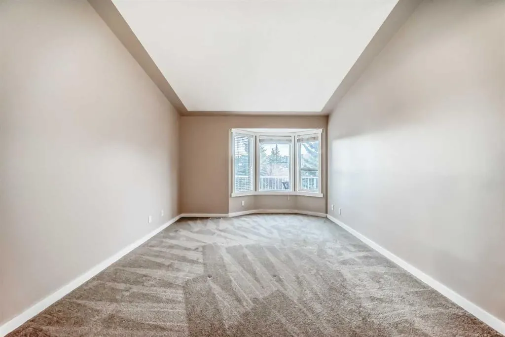 82 Sierra Morena Green SW