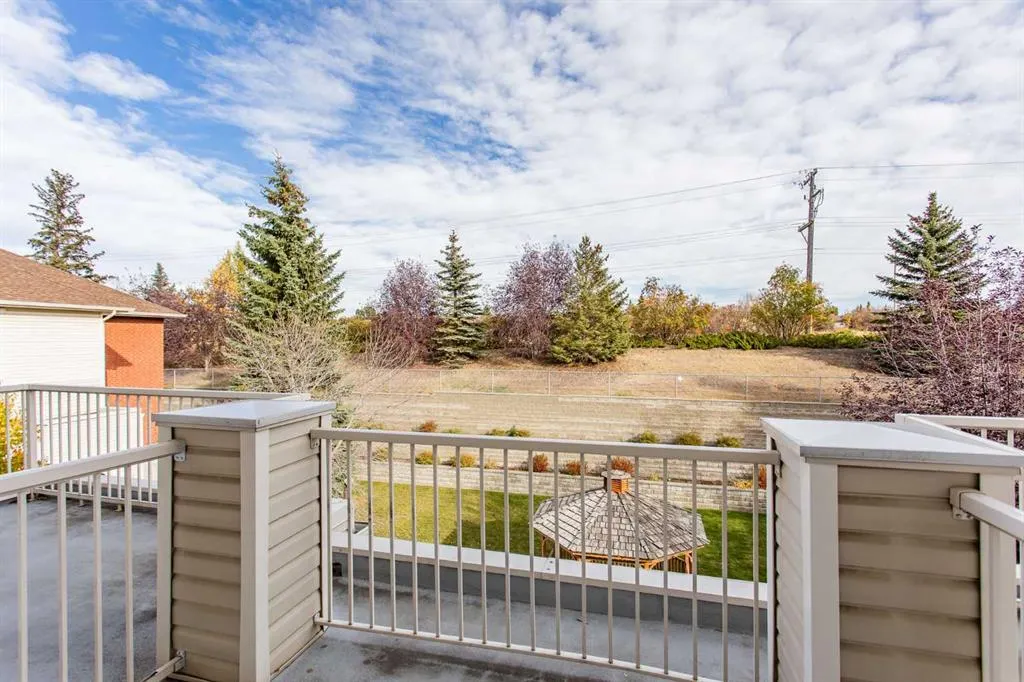56 Carroll Crescent, #322